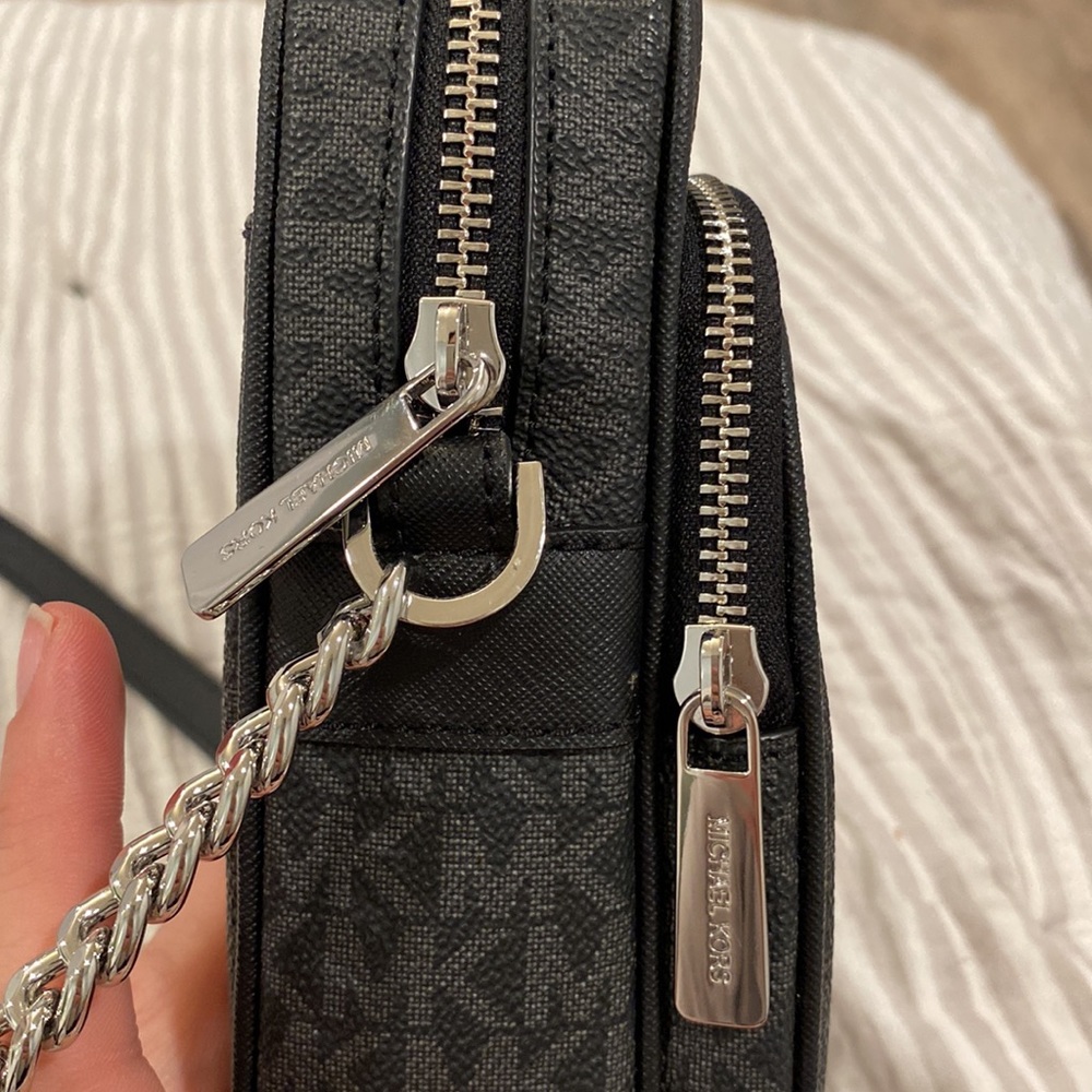 MICHAEL Michael Kors Black Logo Crossbody Bag with Gold Hardware - Picture 2 of 6